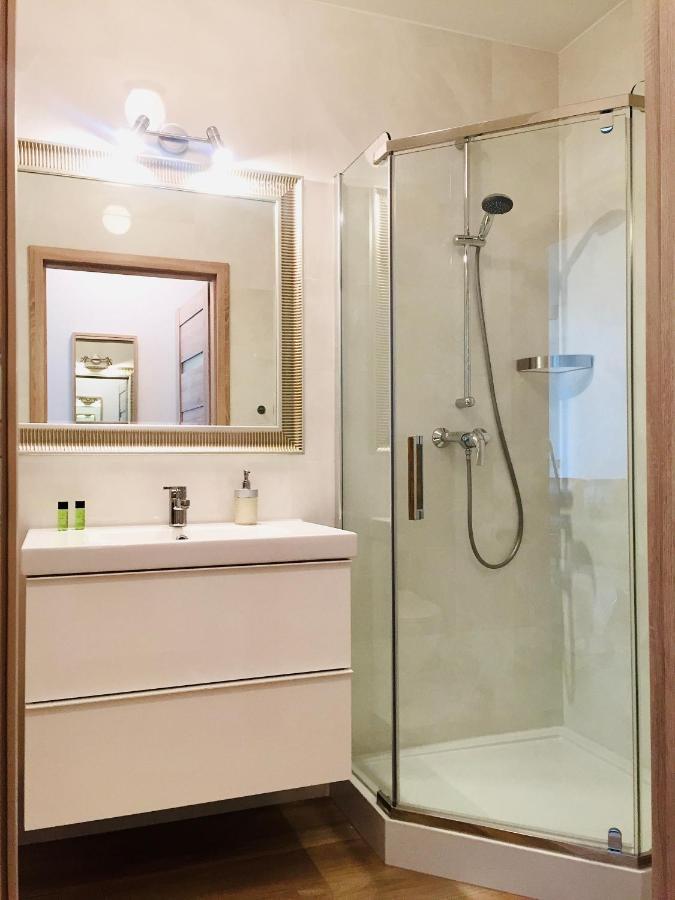 Marcelin Apartments พอซนาน ภายนอก รูปภาพ