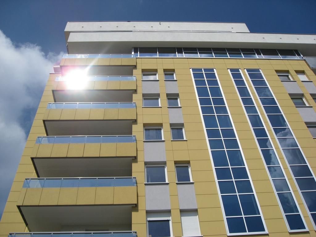 Marcelin Apartments พอซนาน ภายนอก รูปภาพ