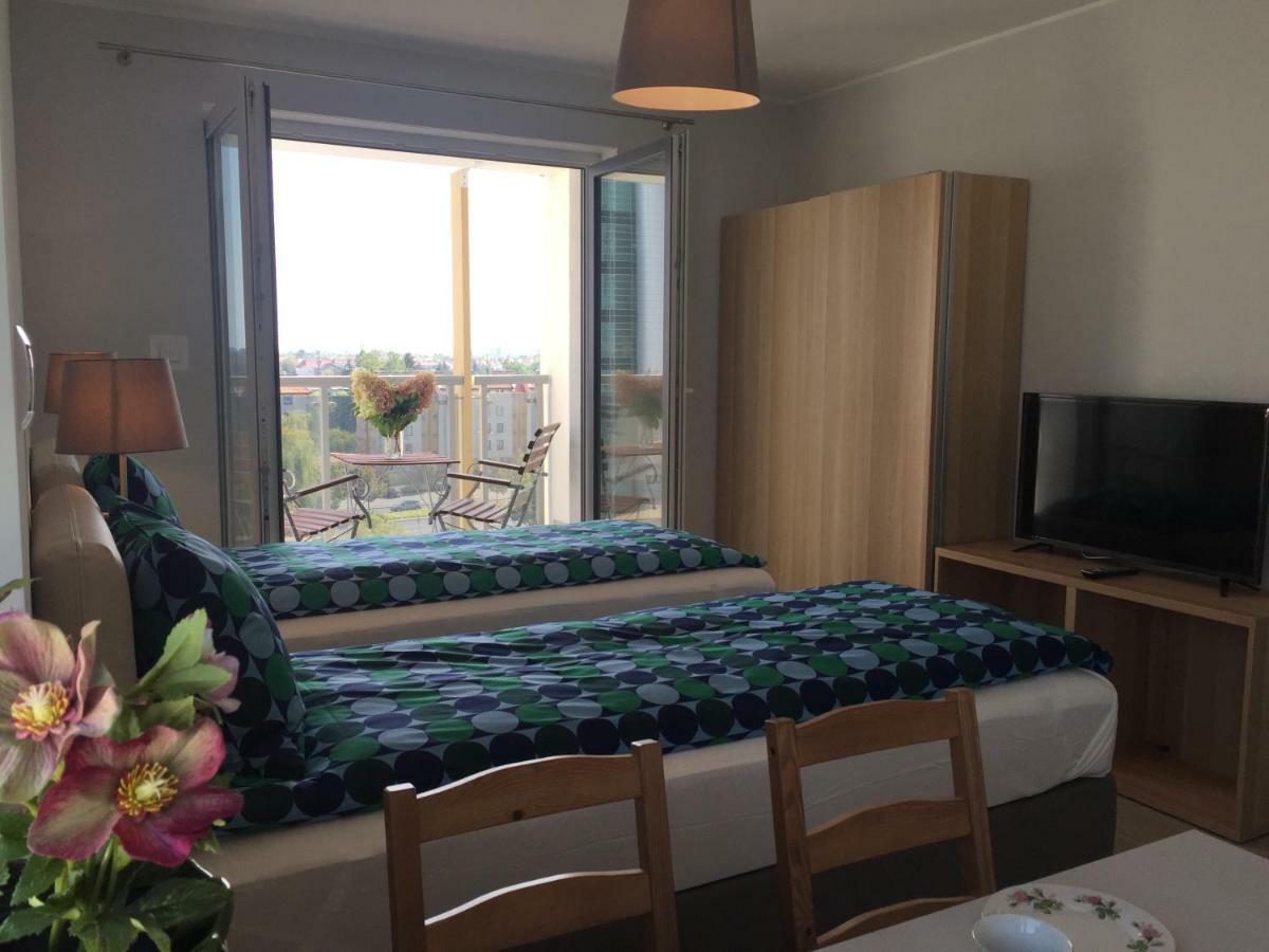 Marcelin Apartments พอซนาน ภายนอก รูปภาพ